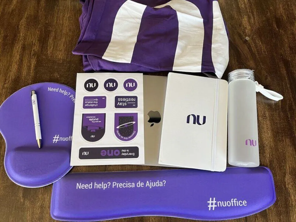 Kit Corporativo da Nubank